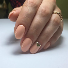 Гель-лак для нігтів Komilfo Deluxe Series №D007 світлий бежево-персиковий, емаль, 8 мл